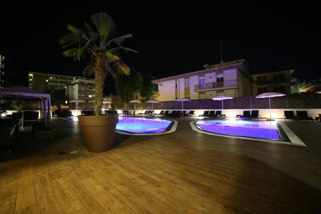 Hotel Leonardo Da Vinci Wellness Spa Bibione Luaran gambar