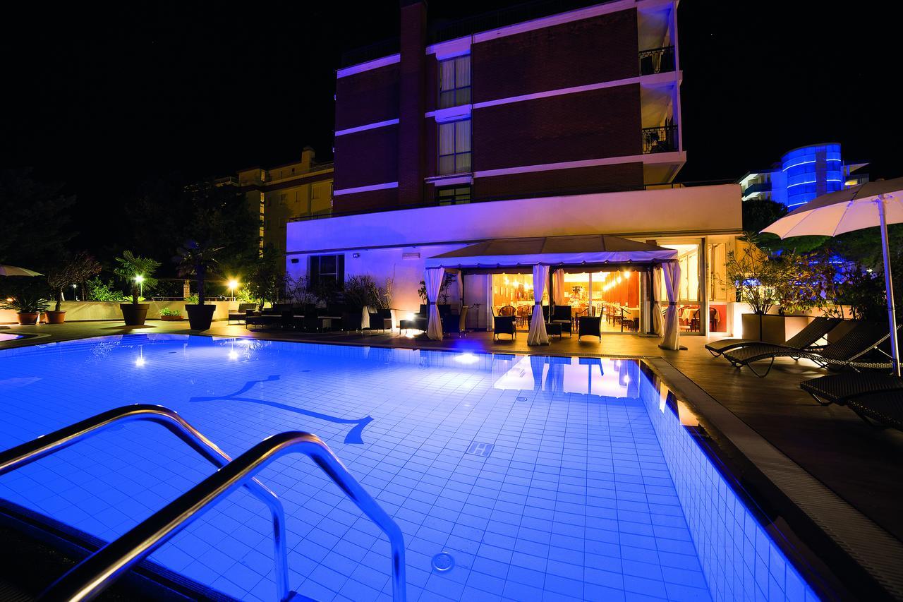 Hotel Leonardo Da Vinci Wellness Spa Bibione Luaran gambar